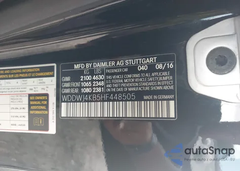 2017 Mercedes-Benz C 300 4Matic z USA, uszkodzony, nr VIN WDDWJ4KB5HF448505